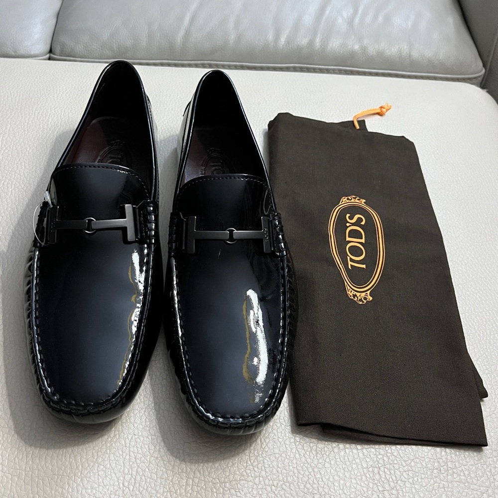 Tod’s Men’s Gommino Patent Leather Loafer - Made in Italy - UK 9.5/US 11/EU 44